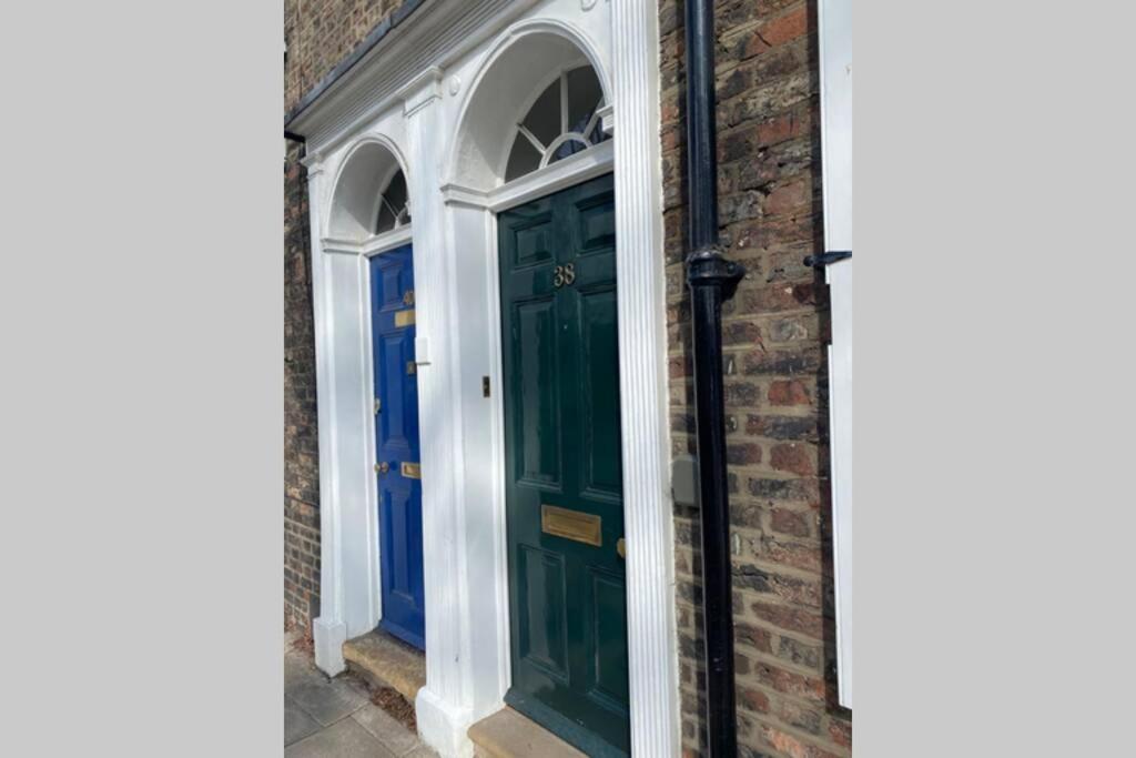 Villa Stodham House With Minster Views! York Esterno foto