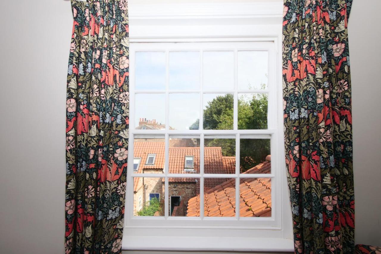 Villa Stodham House With Minster Views! York Esterno foto